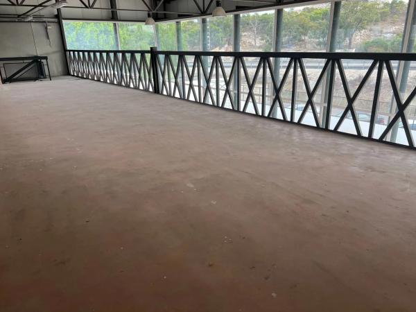 Local en camino de las Parras, 69