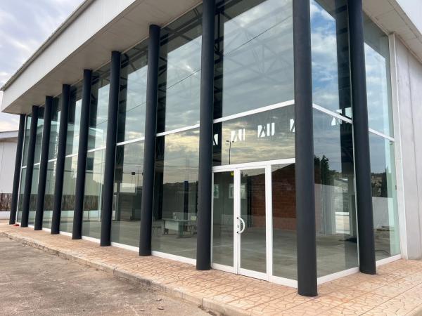 Local en camino de las Parras, 69