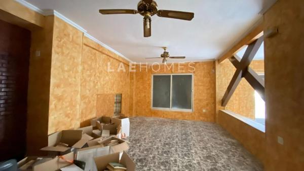 Local en calle Benillup