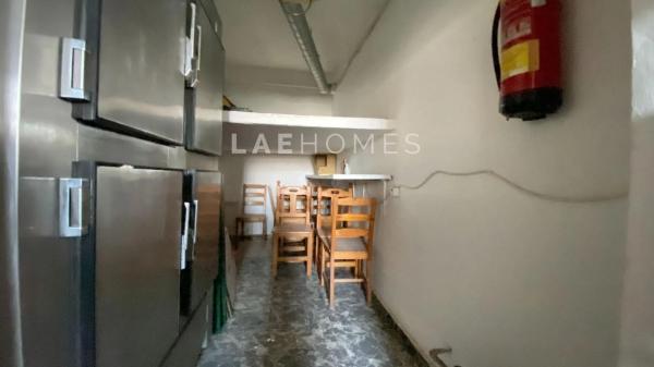 Local en calle Benillup