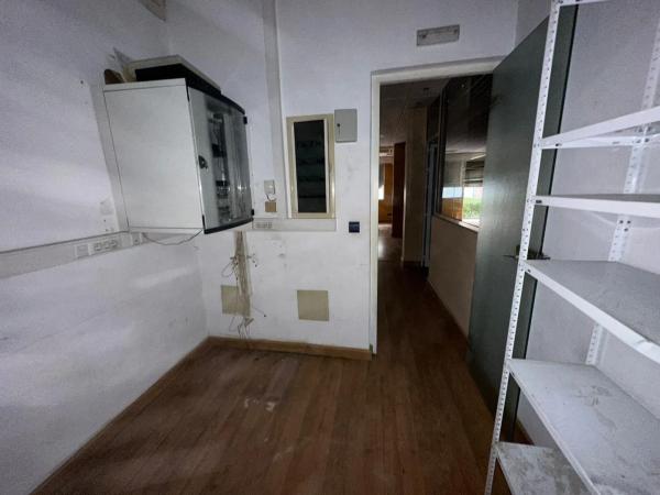 Local o nave en calle Sacerdote Isidro Albert