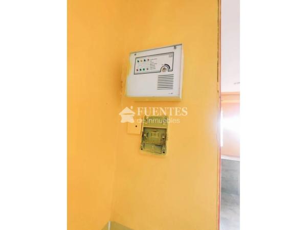 Local en calle del Plus Ultra