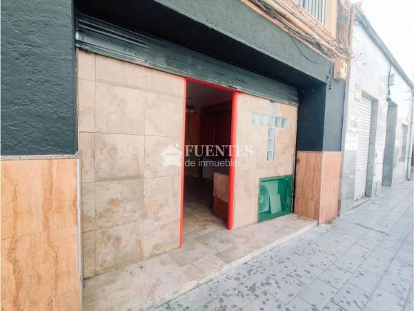 Local en calle del Plus Ultra