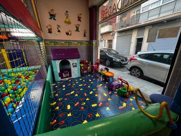 Local en Barrio La Florida Portazgo