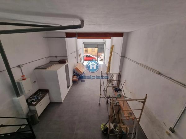 Local en calle de Casiopea