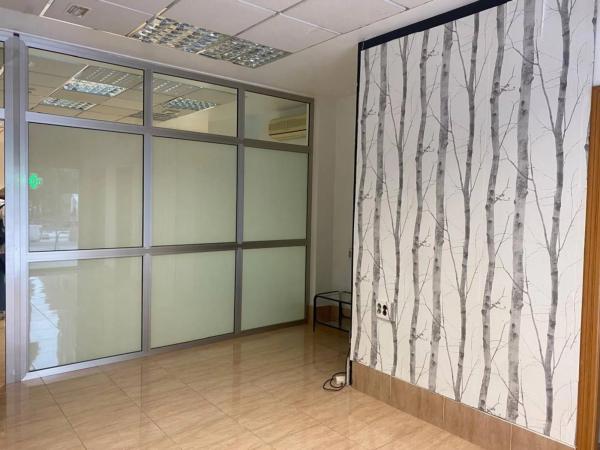 Local en calle del Maestro Alonso