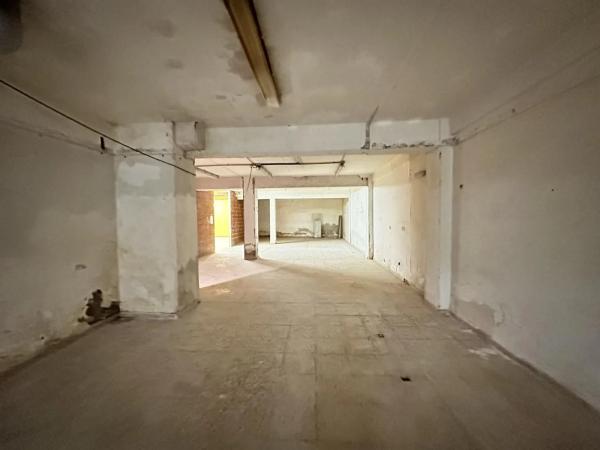 Local en calle Jaén