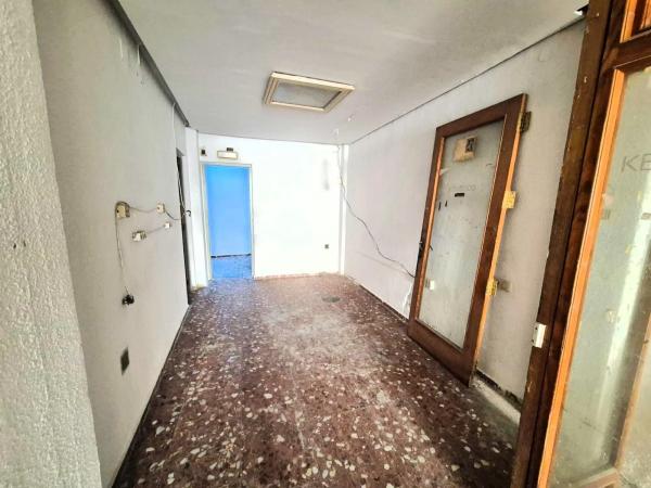 Local en calle Maestro Caballero