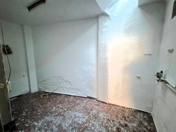 Local en calle Maestro Caballero