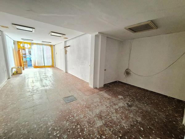 Local en calle Maestro Caballero