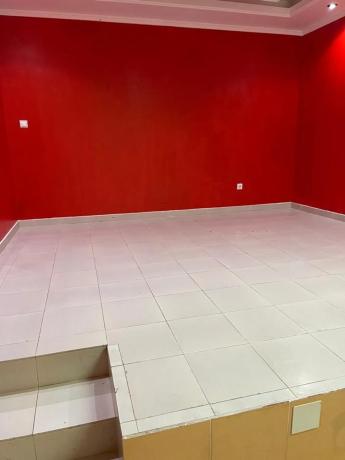 Local en calle del Plus Ultra