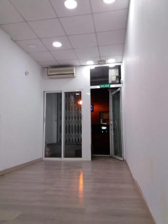 Local en avenida de los Condes de Soto Ameno