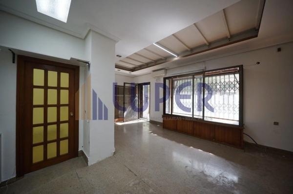 Local en Barrio Campoamor