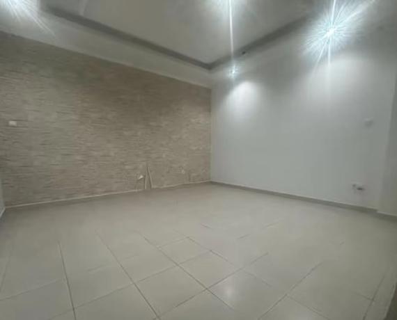 Local en calle del Plus Ultra