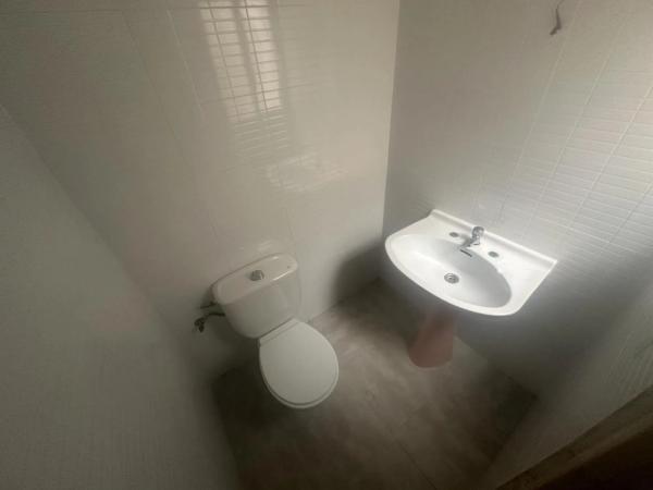 Local en Barrio Carolinas Altas