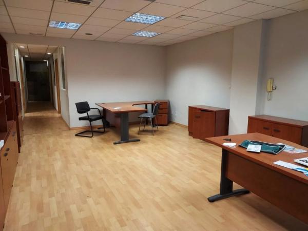 Local en calle Maestro Caballero