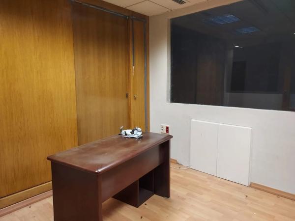 Local en calle Maestro Caballero