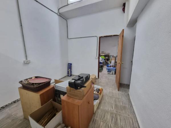 Local en calle Maestro Luis Torregrosa