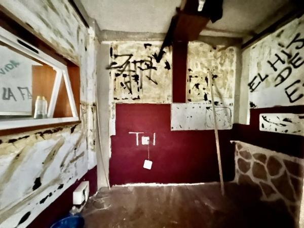 Local en avenida de Terrasa