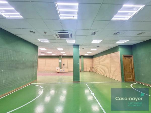 Local en calle del Regidor Lorenzo Llaneras, 7