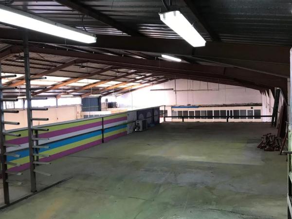 Nave en Barrio Ciudad de Asís - Font-Calent - El Bacarot