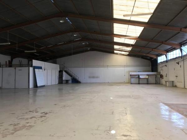 Nave en Barrio Ciudad de Asís - Font-Calent - El Bacarot