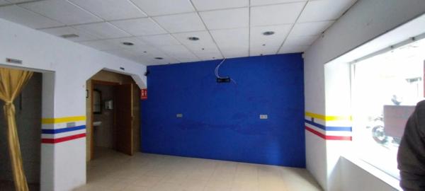 Local en Barrio Carolinas Altas