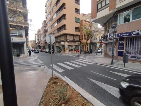 Local en calle Pintor Murillo