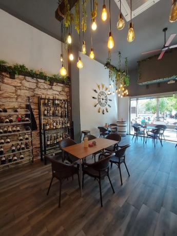 Local en calle de la Cruz del Sur s/n