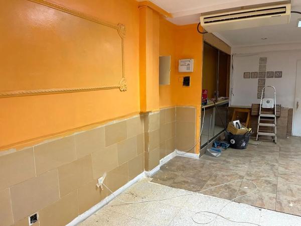 Local en calle del Plus Ultra