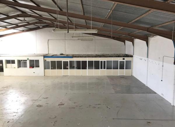 Nave en Barrio Benalúa