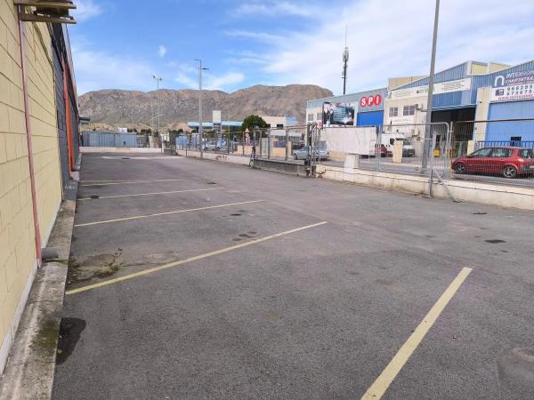 Nave en calle Bonanza, 19