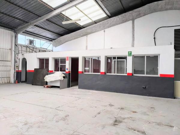 Nave en calle Bonanza, 19