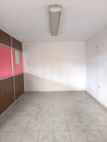 Nave en calle Bonanza, 19