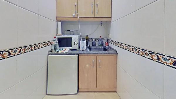 Local en avenida Pintor Xavier Soler