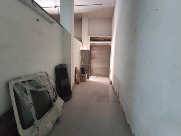 Local en Barrio Campoamor