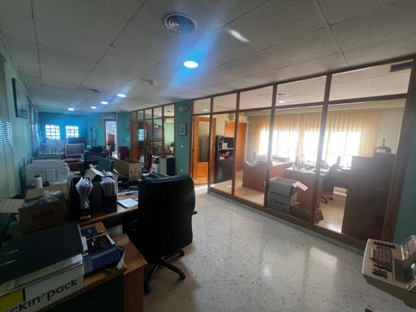 Nave en Barrio Ciudad de Asís - Font-Calent - El Bacarot