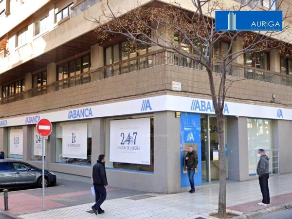 Local en rentabilidad en avenida de la Estación