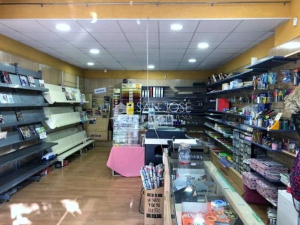 Local en Barrio Garbinet - Parque de las Avenidas