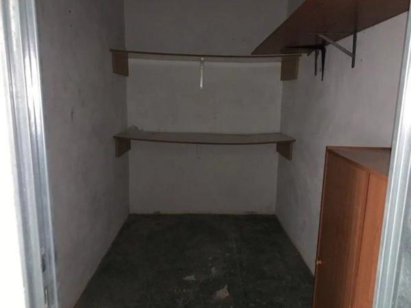 Local en calle Sacerdote Isidro Albert