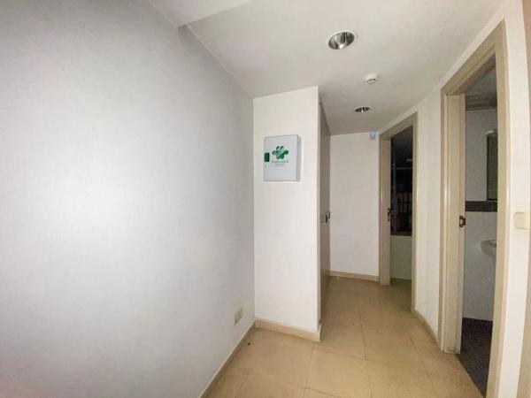 Local en calle Carratala