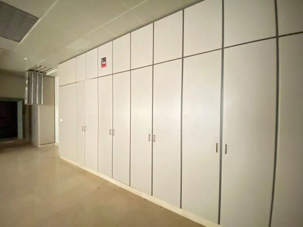 Local en calle Carratala