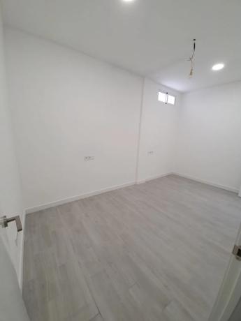 Local en calle Francisco Montero Pérez, 25