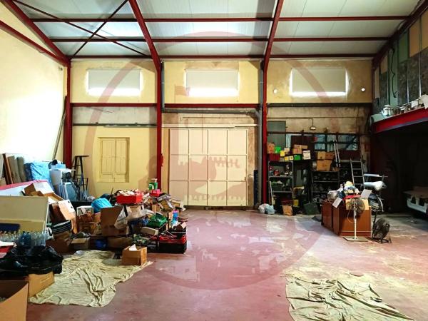 Local en plaza Doctor Gómez Ulla, 2