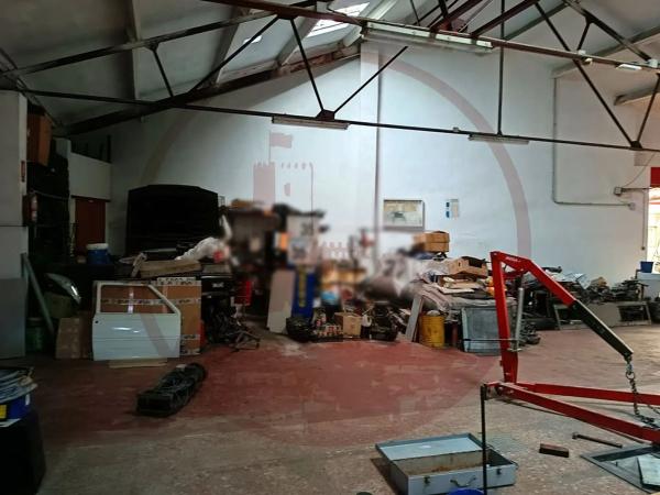 Local en plaza Doctor Gómez Ulla, 2