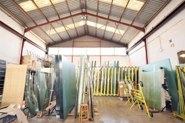 Nave en Barrio Ciudad de Asís - Font-Calent - El Bacarot