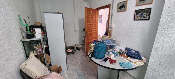 Local en Barrio Carolinas Bajas