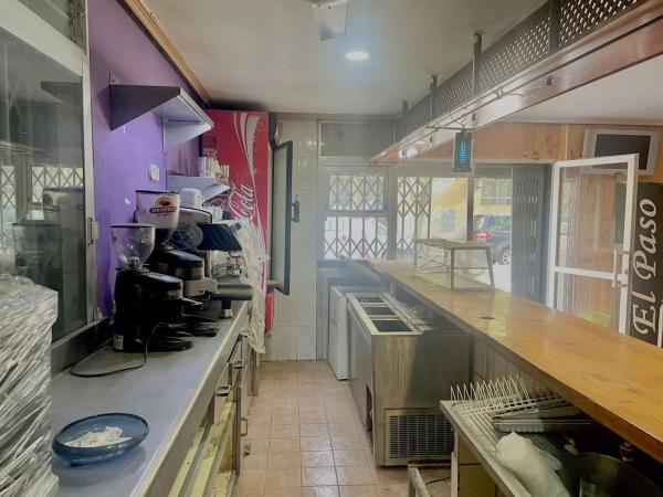 Local en calle Diputado José Luis Barceló