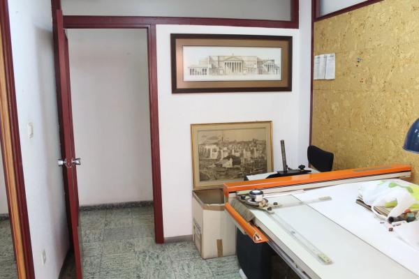 Local en plaza General Mancha