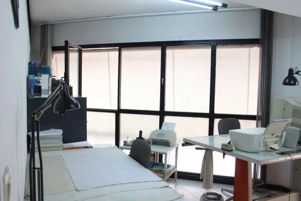 Local en plaza General Mancha